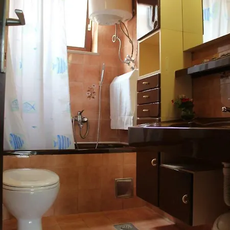 Roses דירה Lukoran