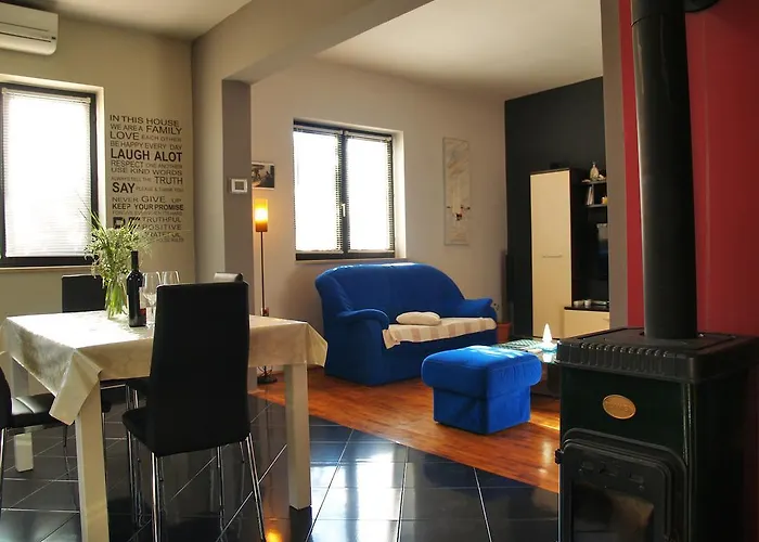 Roses Apartmán Lukoran