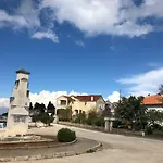 Roses شقة Lukoran