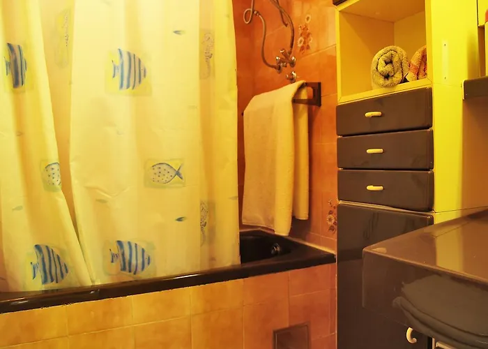 Апартаменты Roses Lukoran