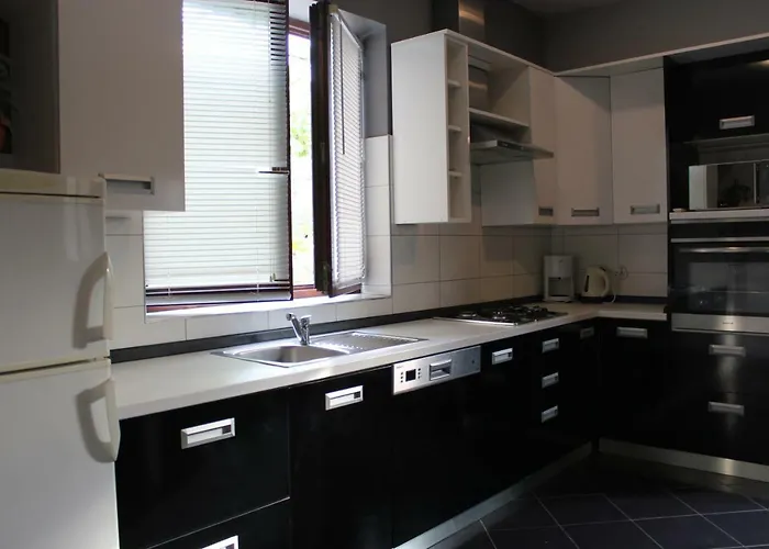 Roses Апартаменты